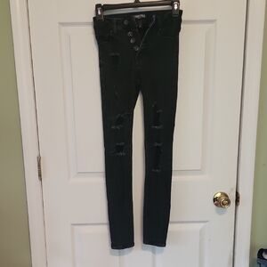 Stylish Black Distressed Skinny Jeans